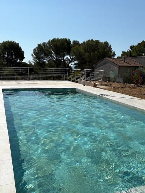 Création d'une piscine béton à Cavalaire sur mer