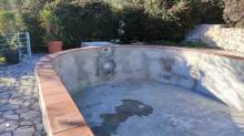 Rénovation piscine avec changement revêtement pierre de Bali à Toulon Var