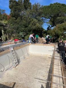 Rénovation totale d'une piscine béton dans une villa vue mer à Ramatuelle