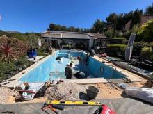Rénovation d'une piscine béton Sanary sur mer dans le var